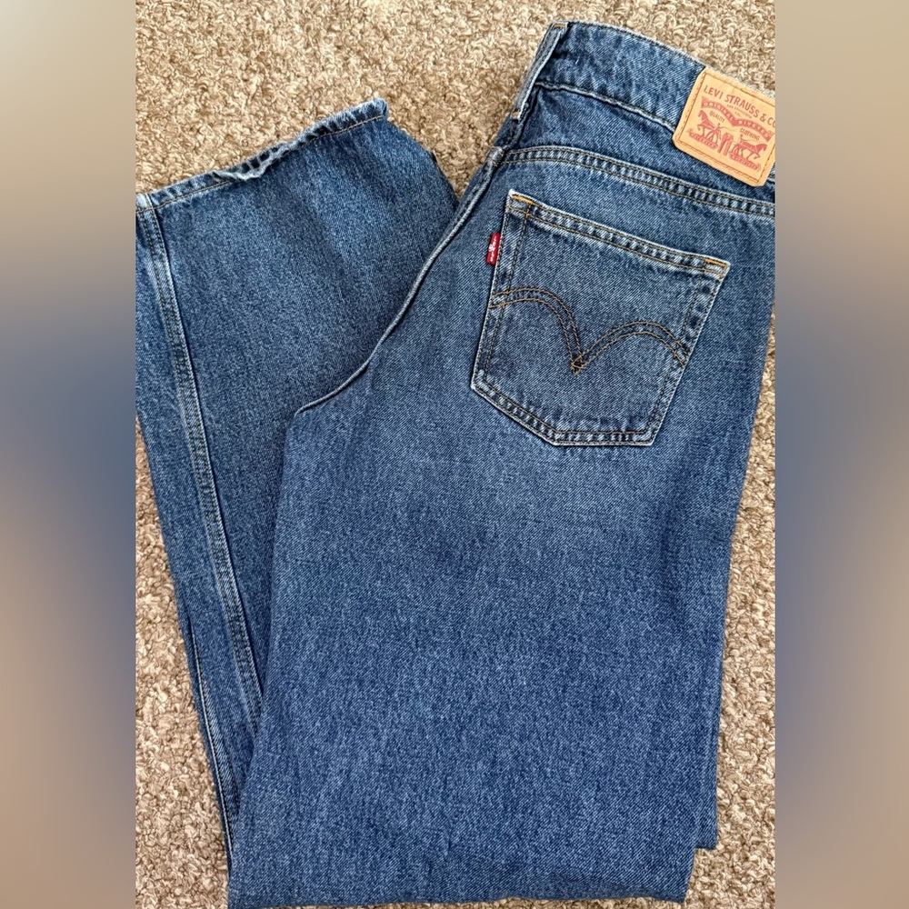 Levi's Baggy Jeans - Picture 2 of 3